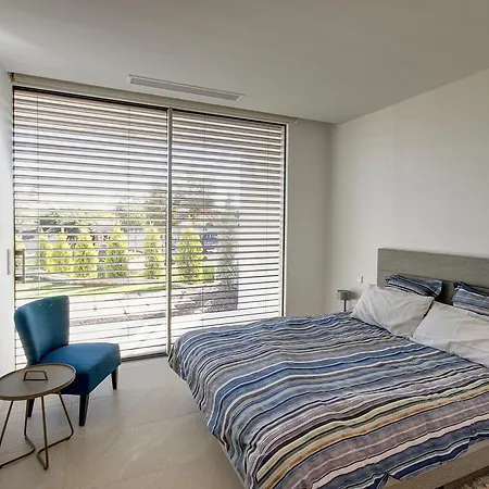 Villa Limonero 16 *